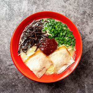 世界一のラーメン王に俺はなる俺の赤ラーメン